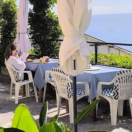 Gli Orti Sul Mare 2 Vista Mare * בורדיגרה