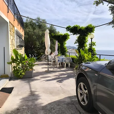 דירה Gli Orti Sul Mare 2 Vista Mare בורדיגרה